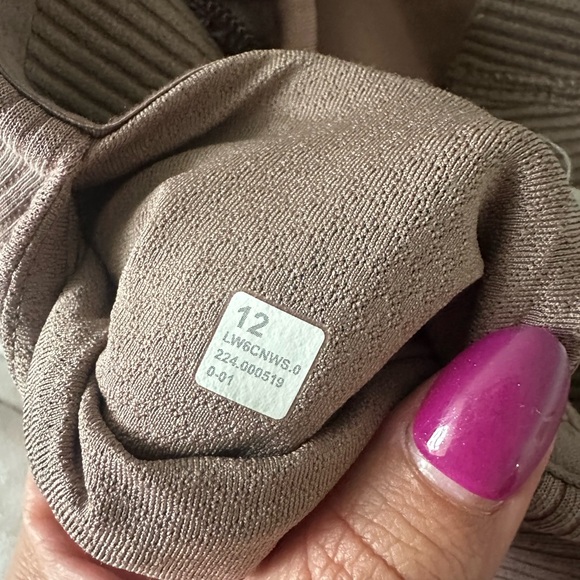 lululemon ribbed softstreme zip- leg high- rise - Picture 16 of 16